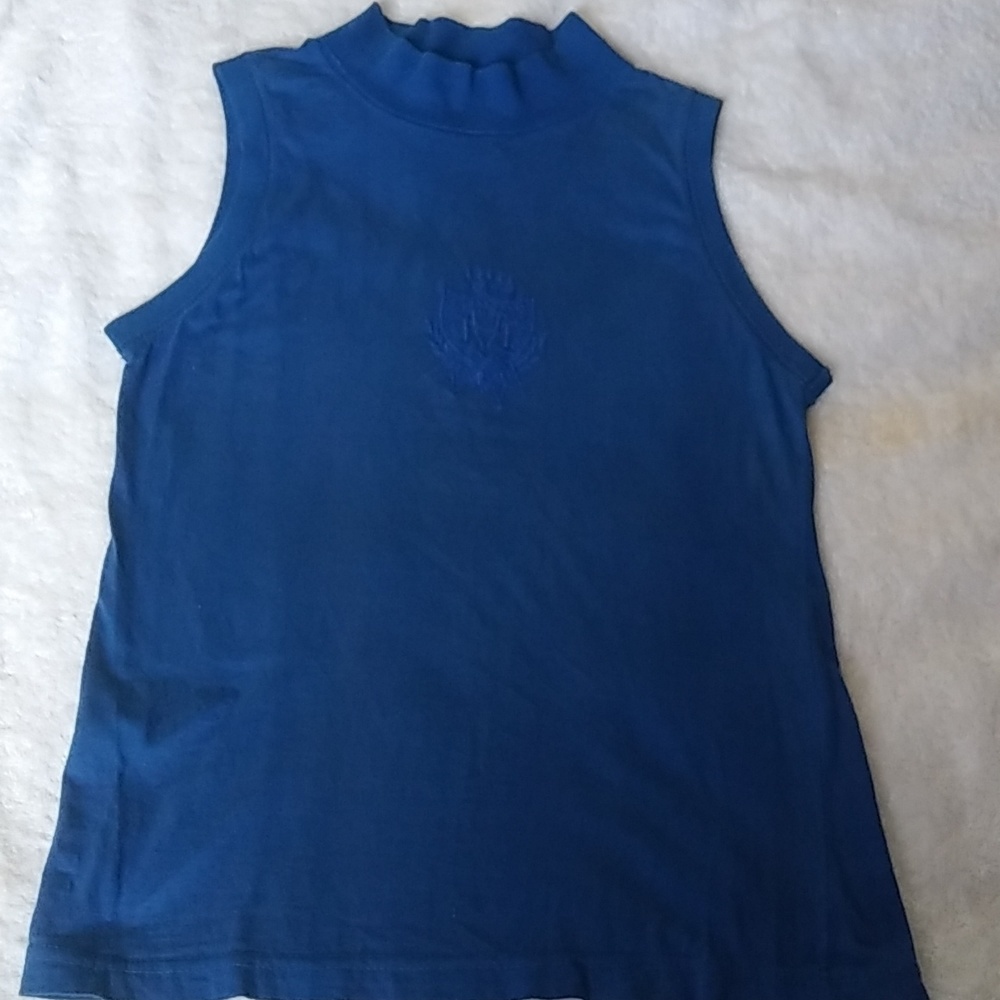 BLUE TEE SHIRT